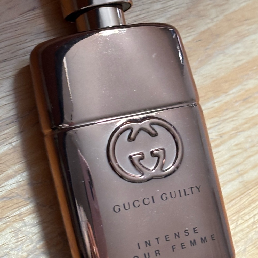 Gucci Guilty Intense Pour Femme - Metallic Silver